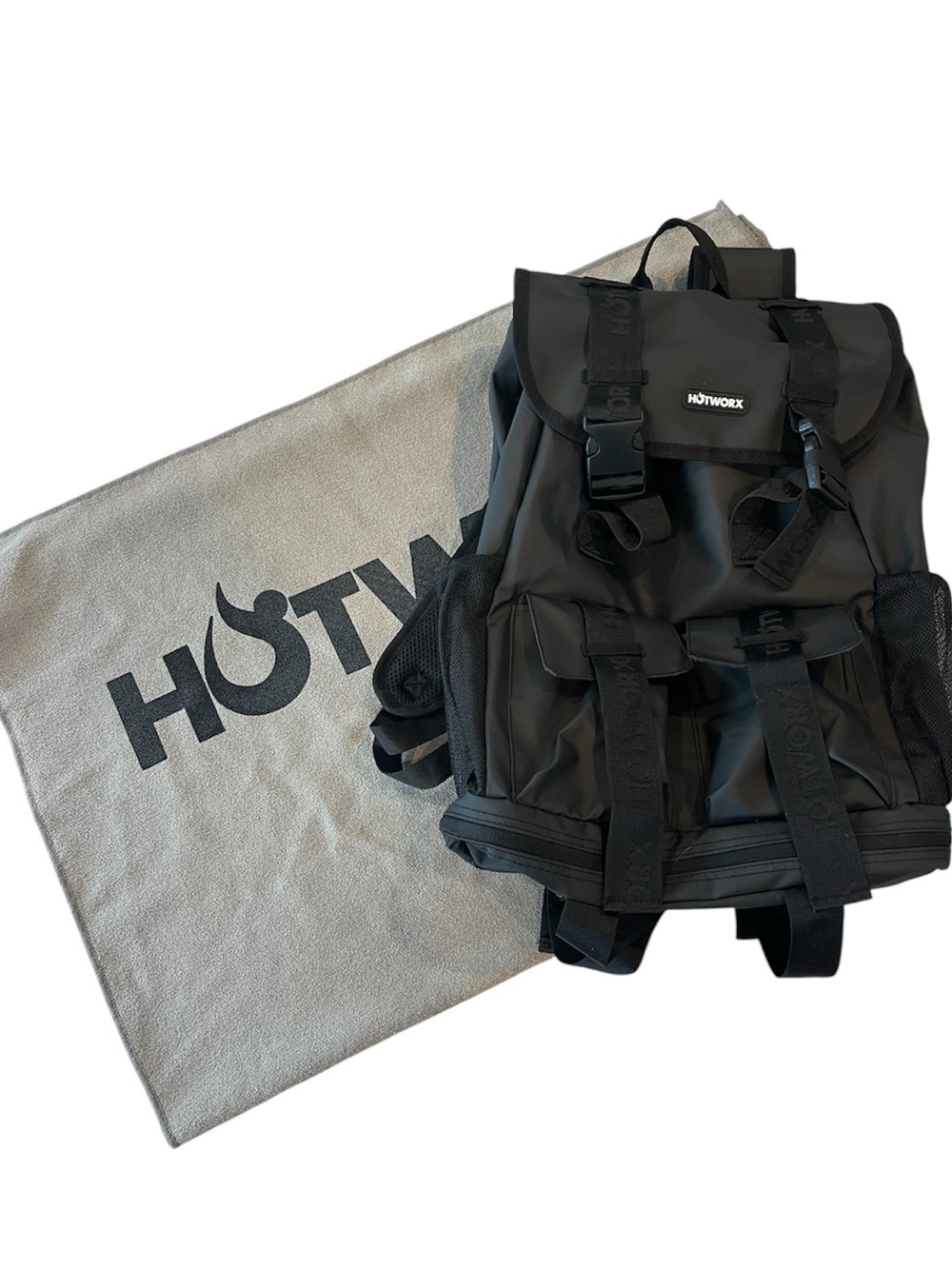 Hotworx Black Warrior Backpack Gray Microfiber Yoga Towel